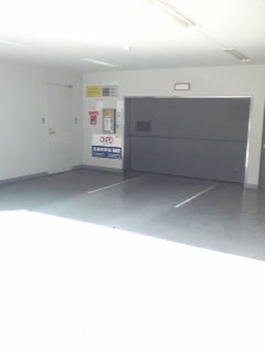 v20250427002254/fresh/building/J00100388642_9