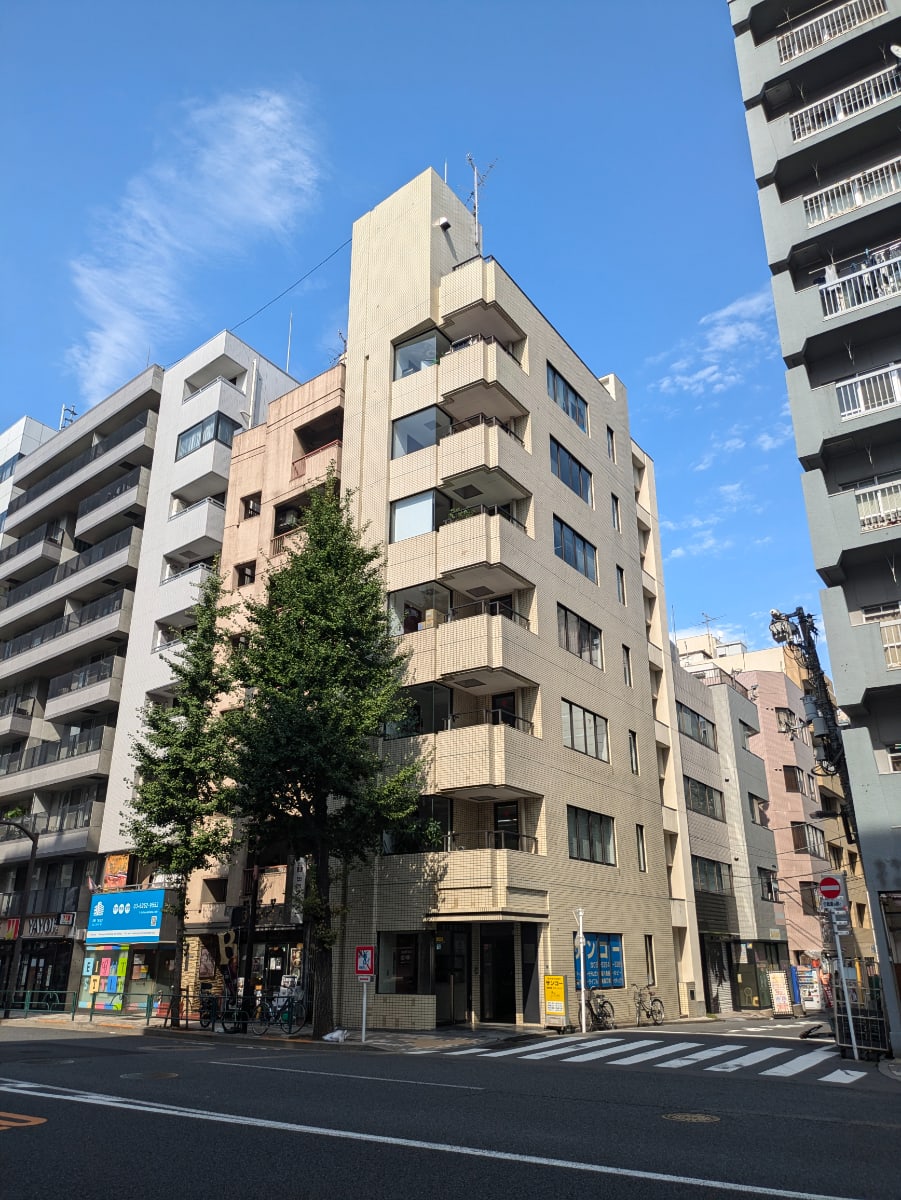 v20250427002254/fresh/building/J00100388699_1