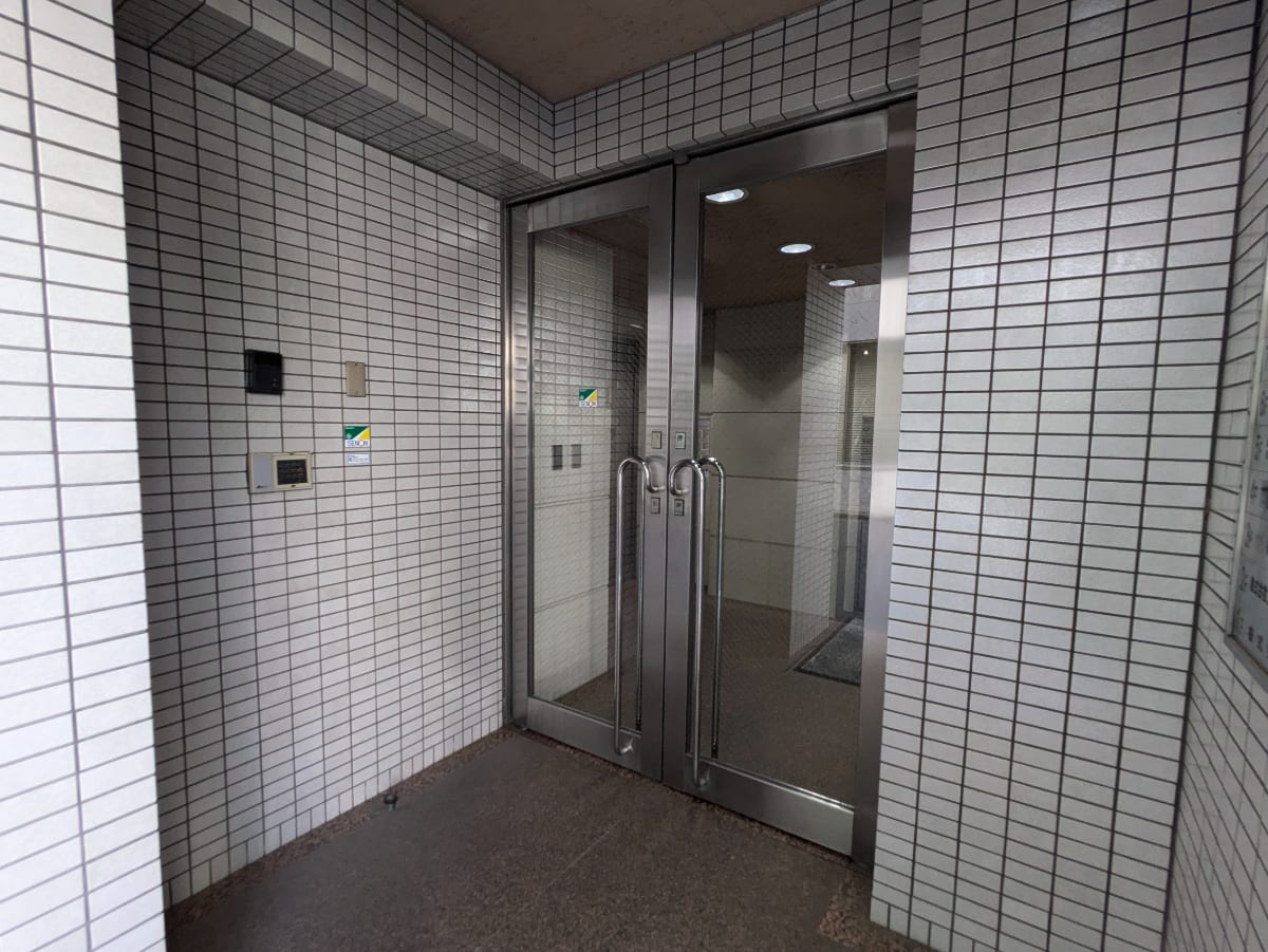 v20250427002254/fresh/building/J00100388708_3
