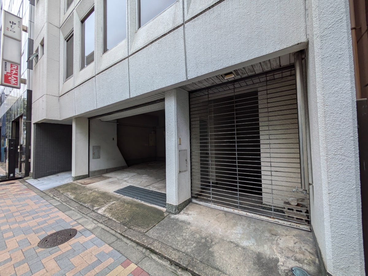v20250427002254/fresh/building/J00100388951_9