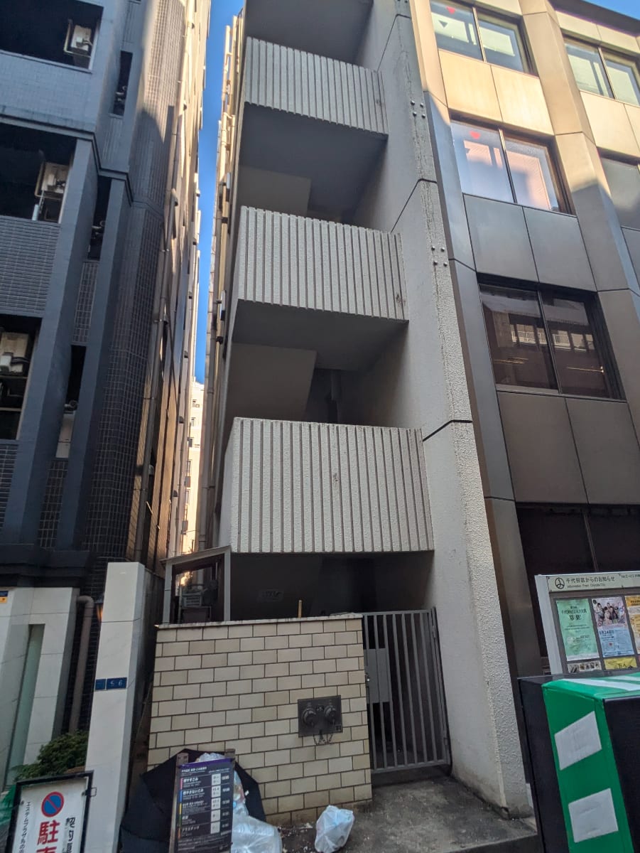 v20250427002254/fresh/building/J00100388976_16