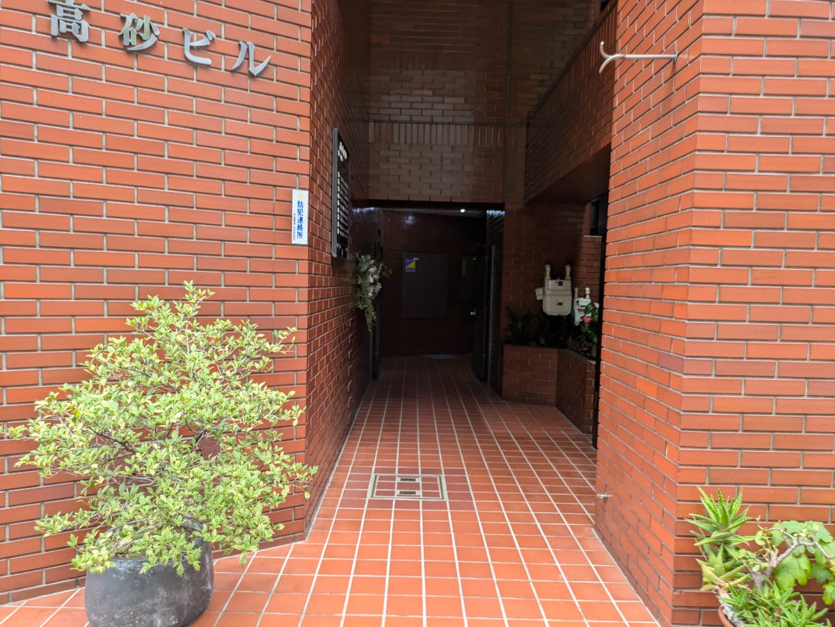 v20250427002254/fresh/building/J00100388989_3