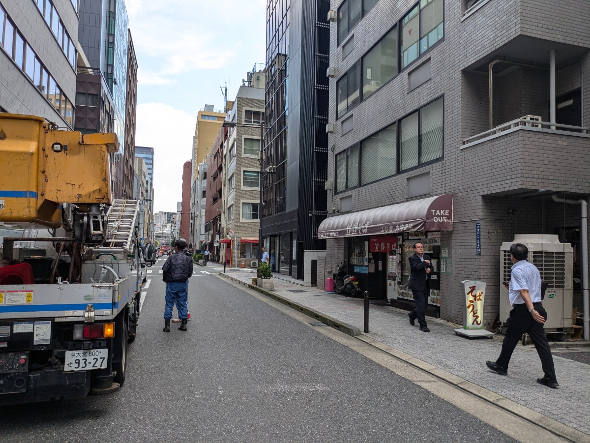 v20250427002254/fresh/building/J00100389012_11