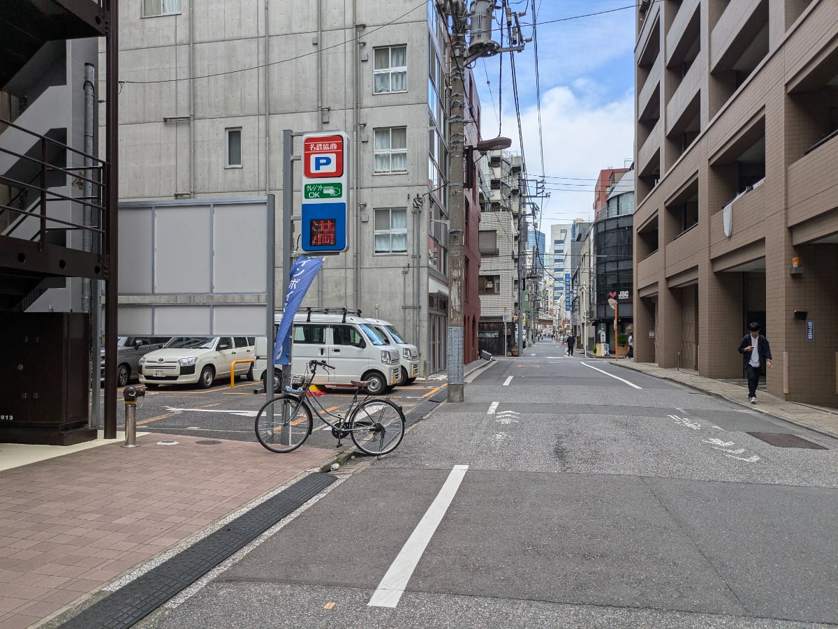 v20250427002254/fresh/building/J00100389124_12