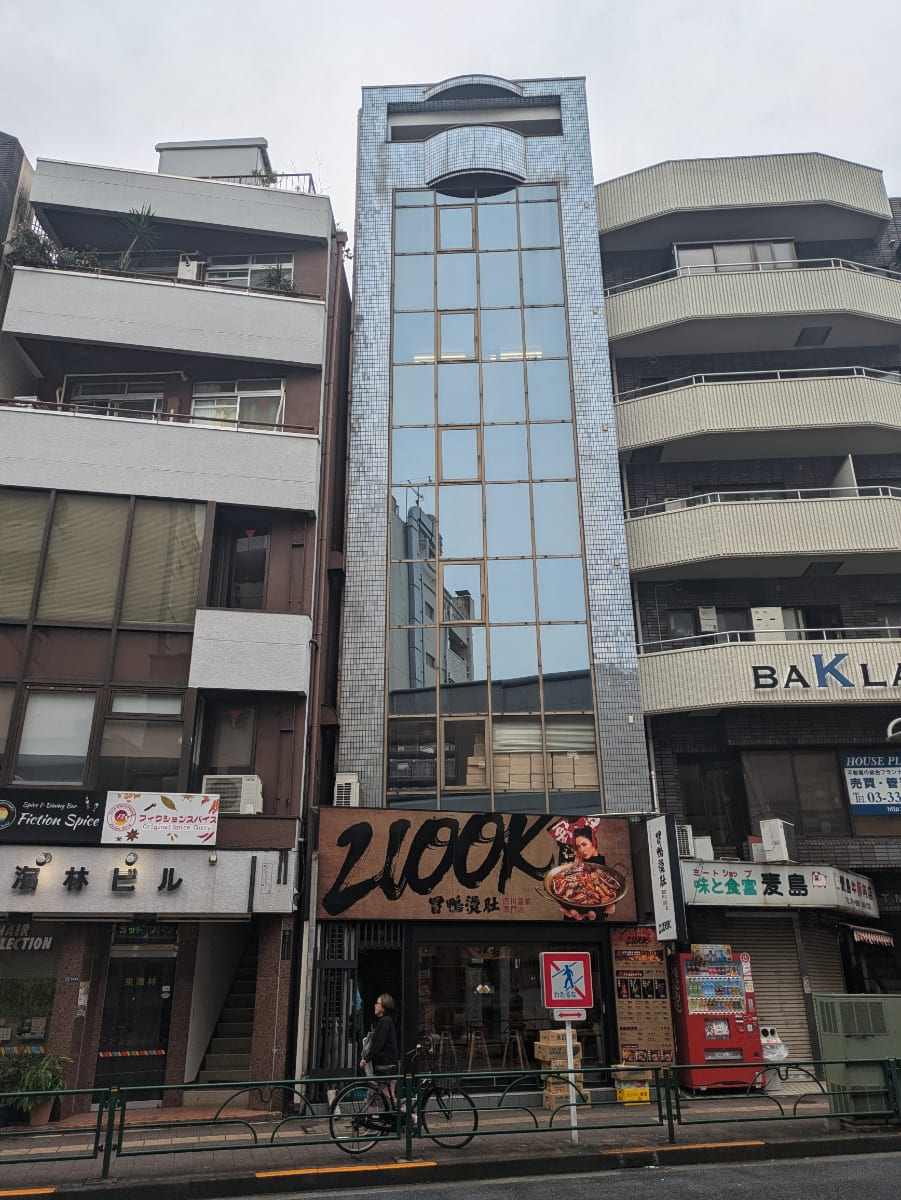 v20250427002254/fresh/building/J00100389179_1
