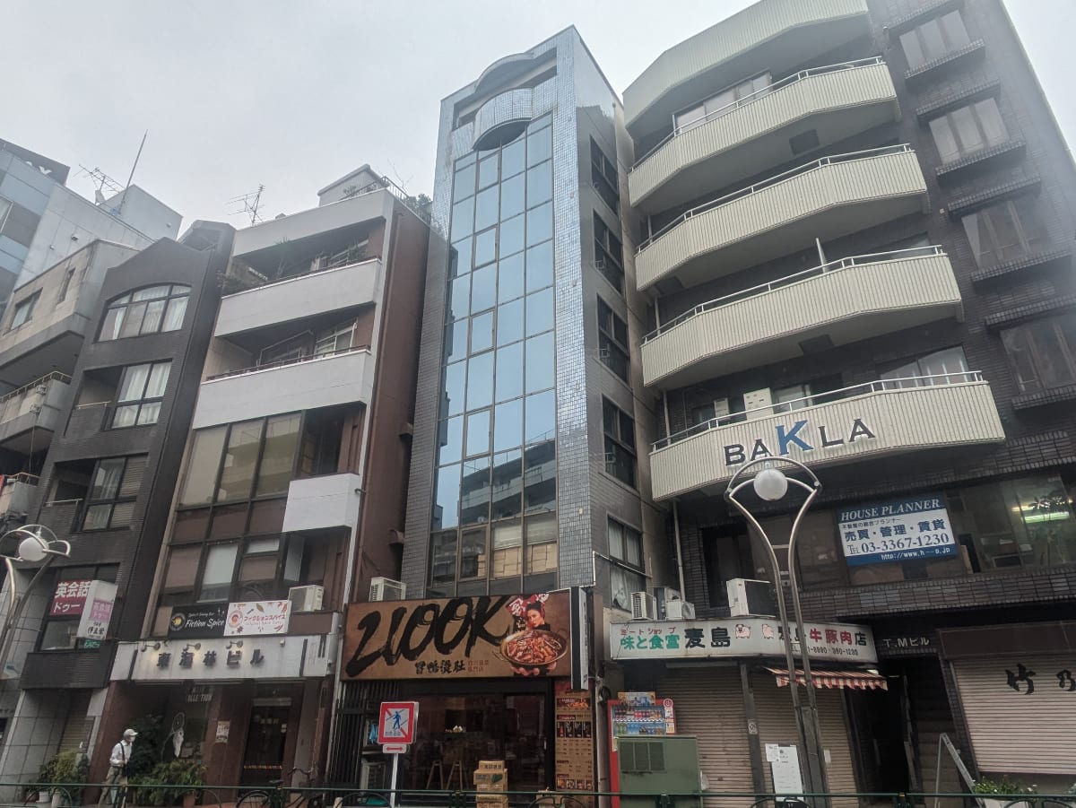 v20250427002254/fresh/building/J00100389179_12