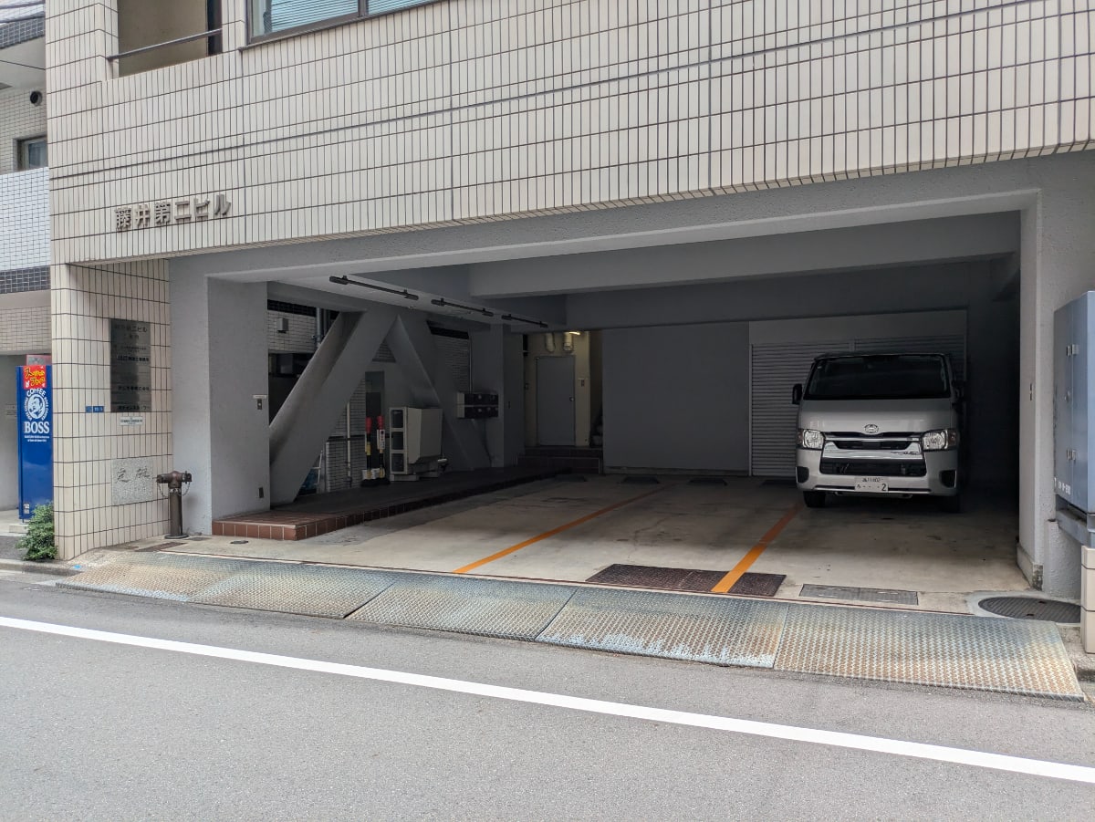 v20250427003014/fresh/building/J00100389258_3