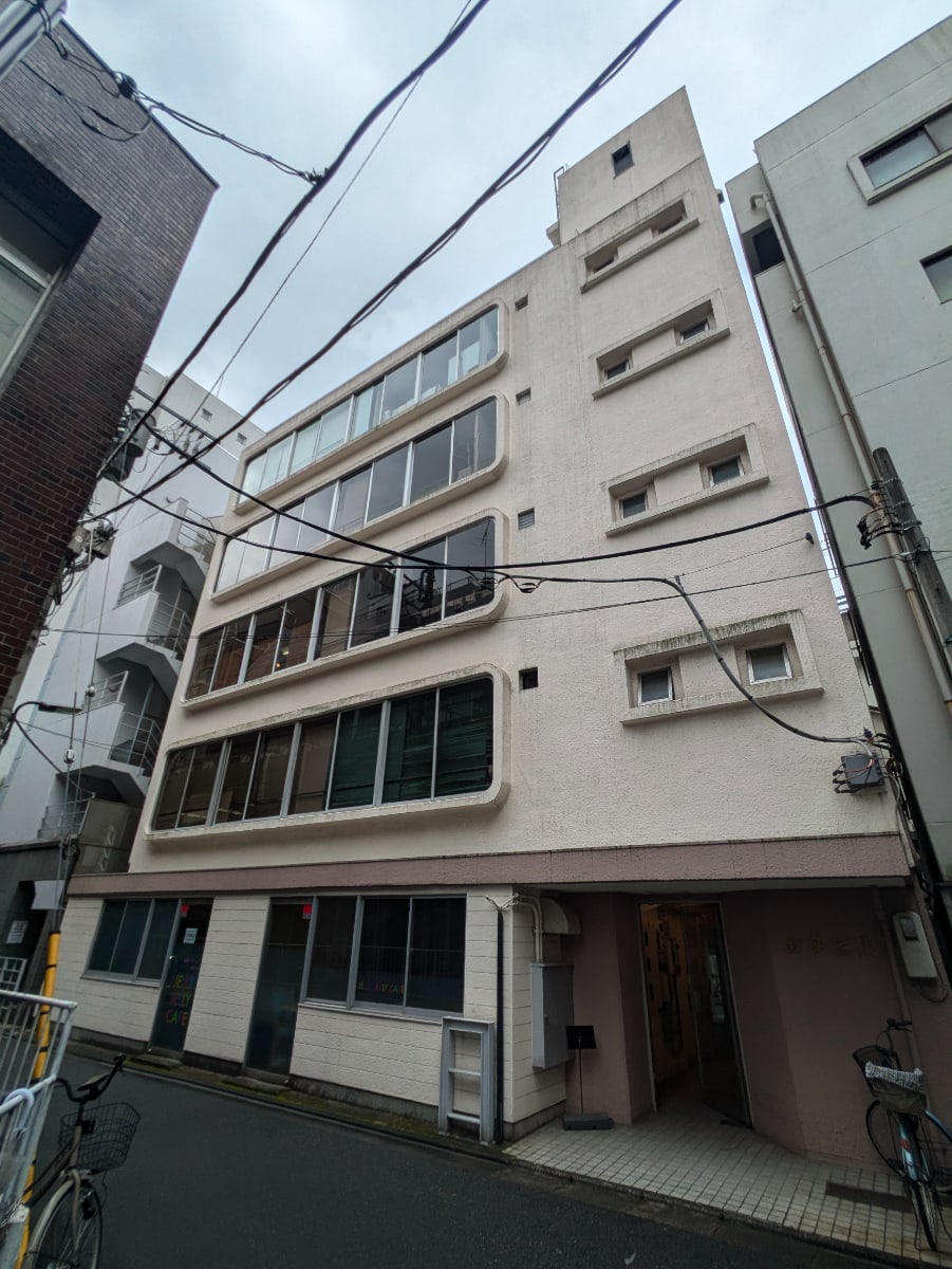 v20250427003014/fresh/building/J00100389260_6