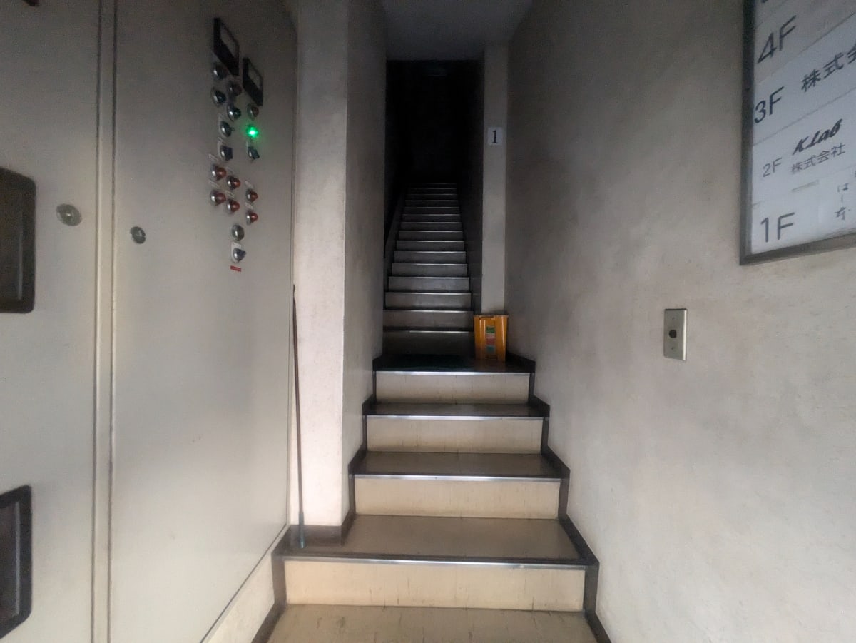 v20250427003014/fresh/building/J00100389261_4