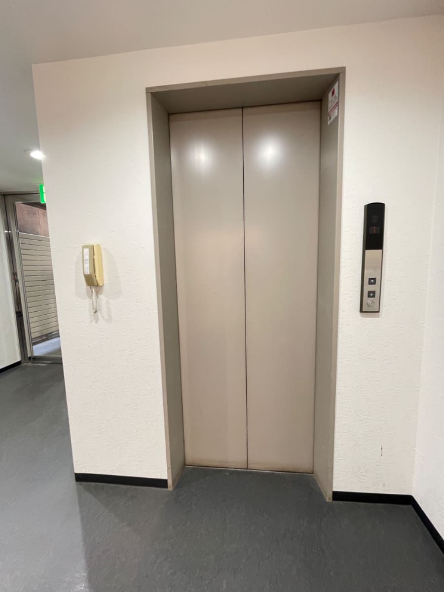 v20250427003014/fresh/building/J00100389284_4