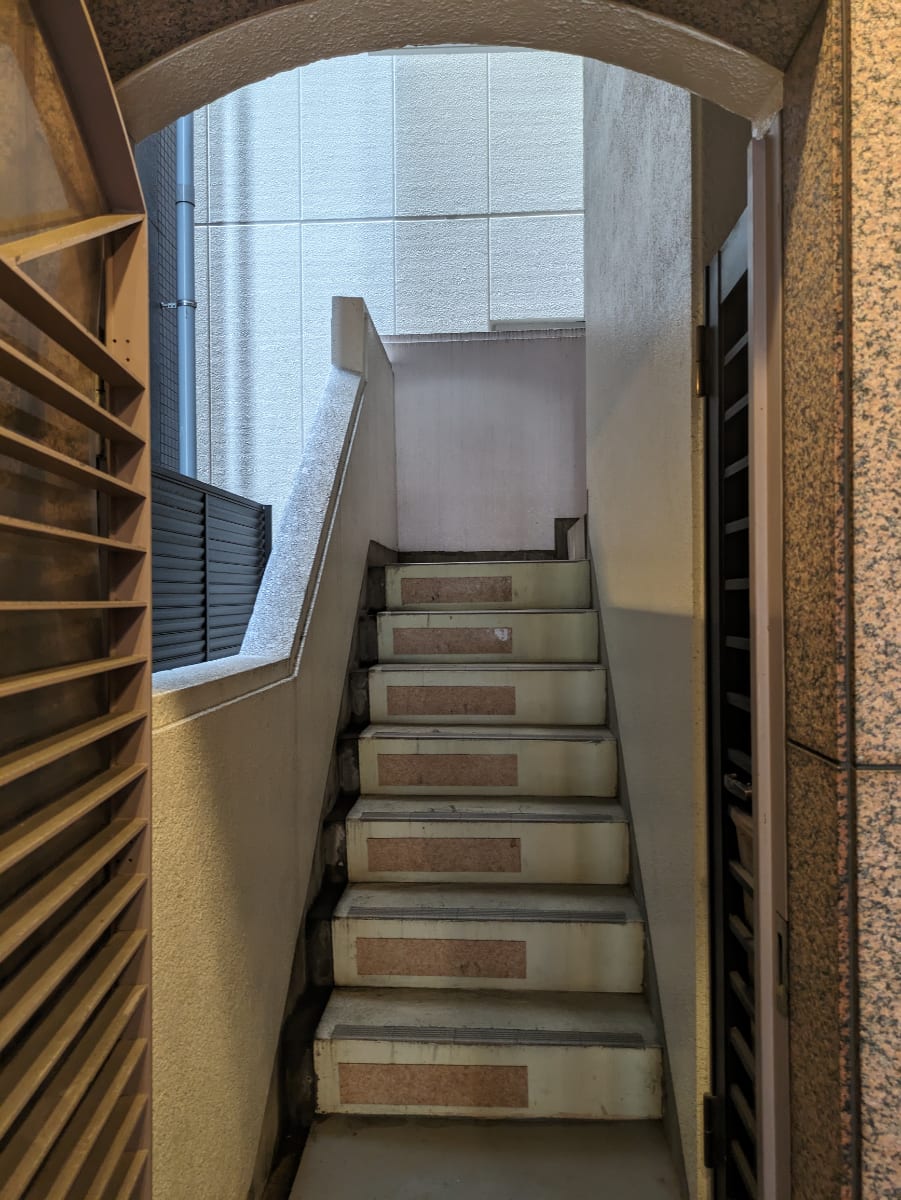 v20250427003014/fresh/building/J00100389319_5