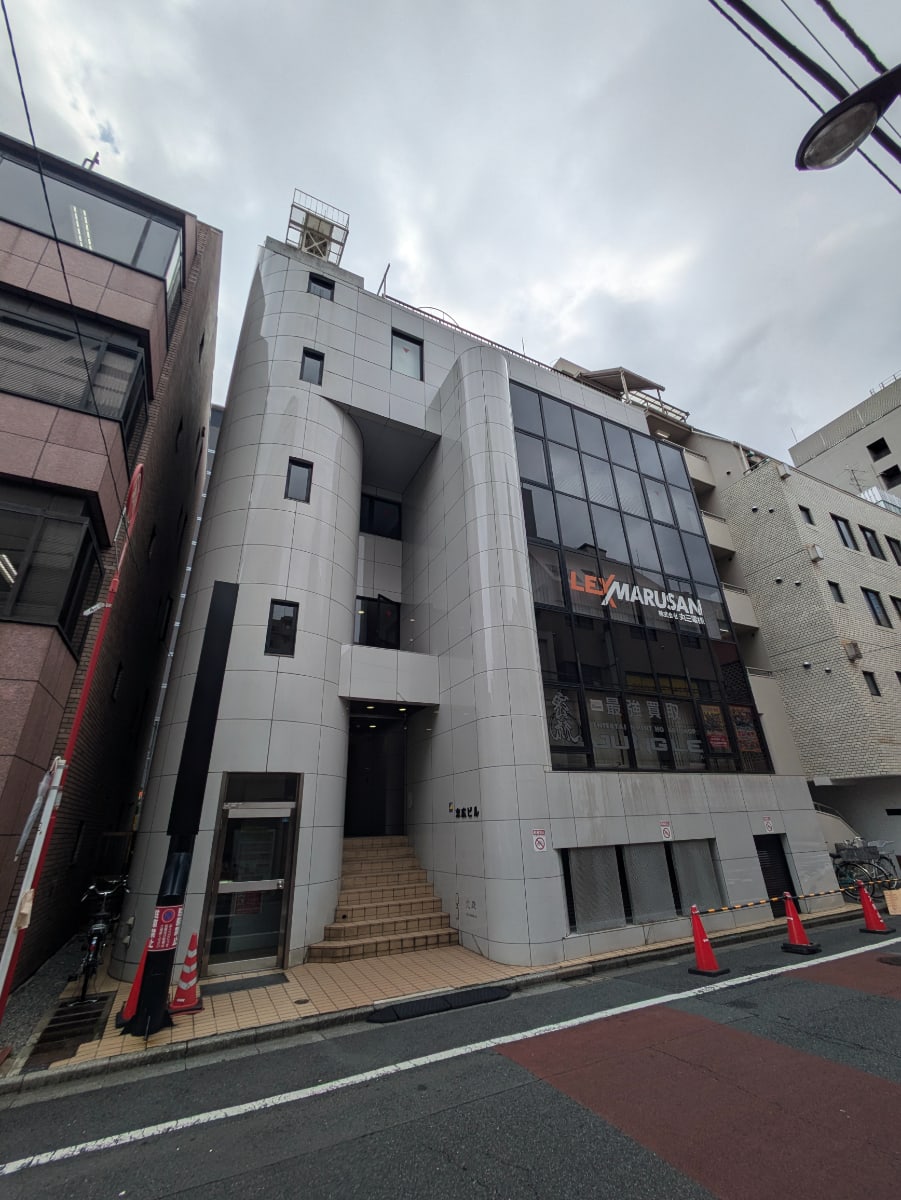 v20250427003014/fresh/building/J00100389456_6