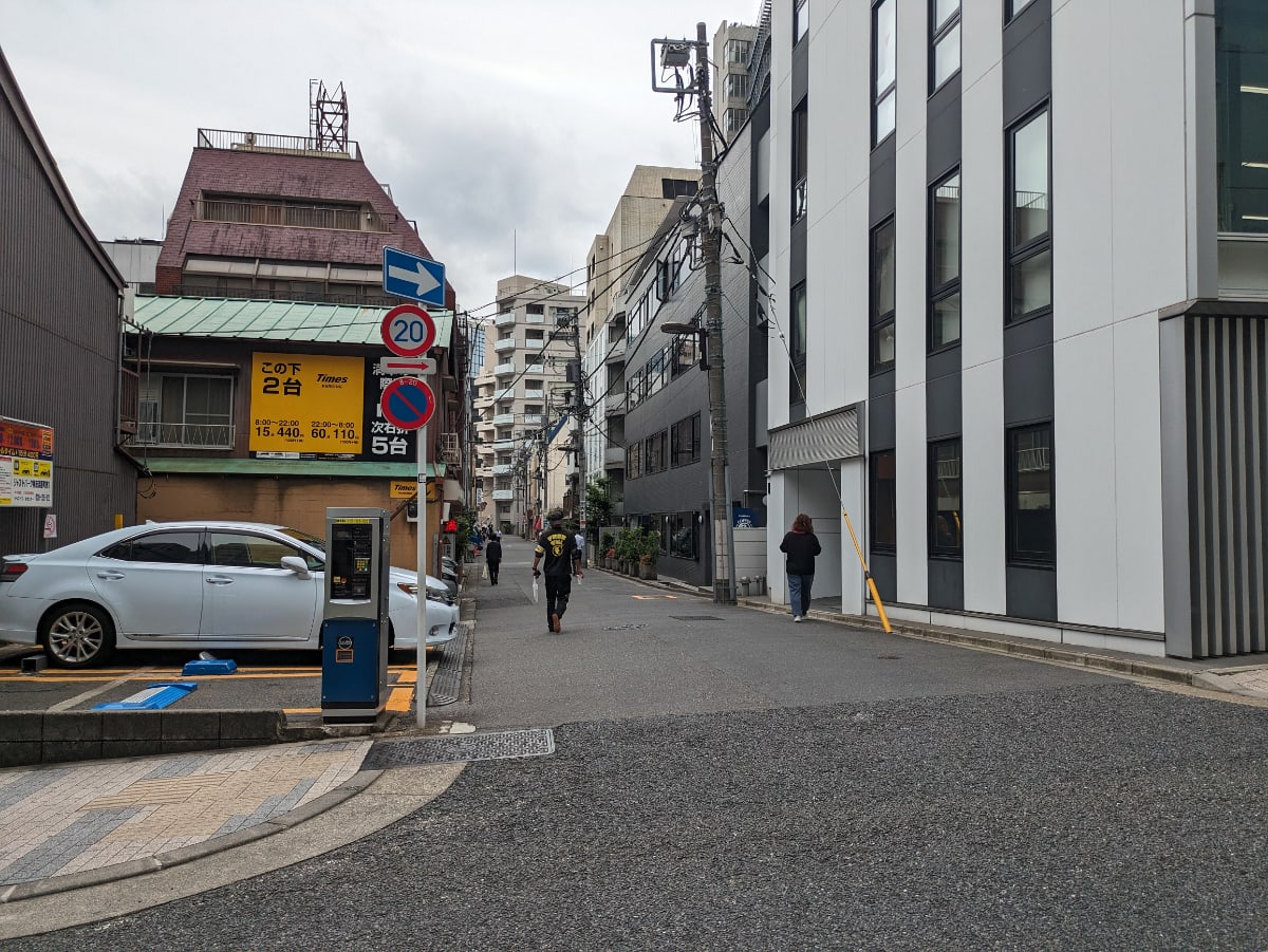 v20250427003014/fresh/building/J00100389701_2