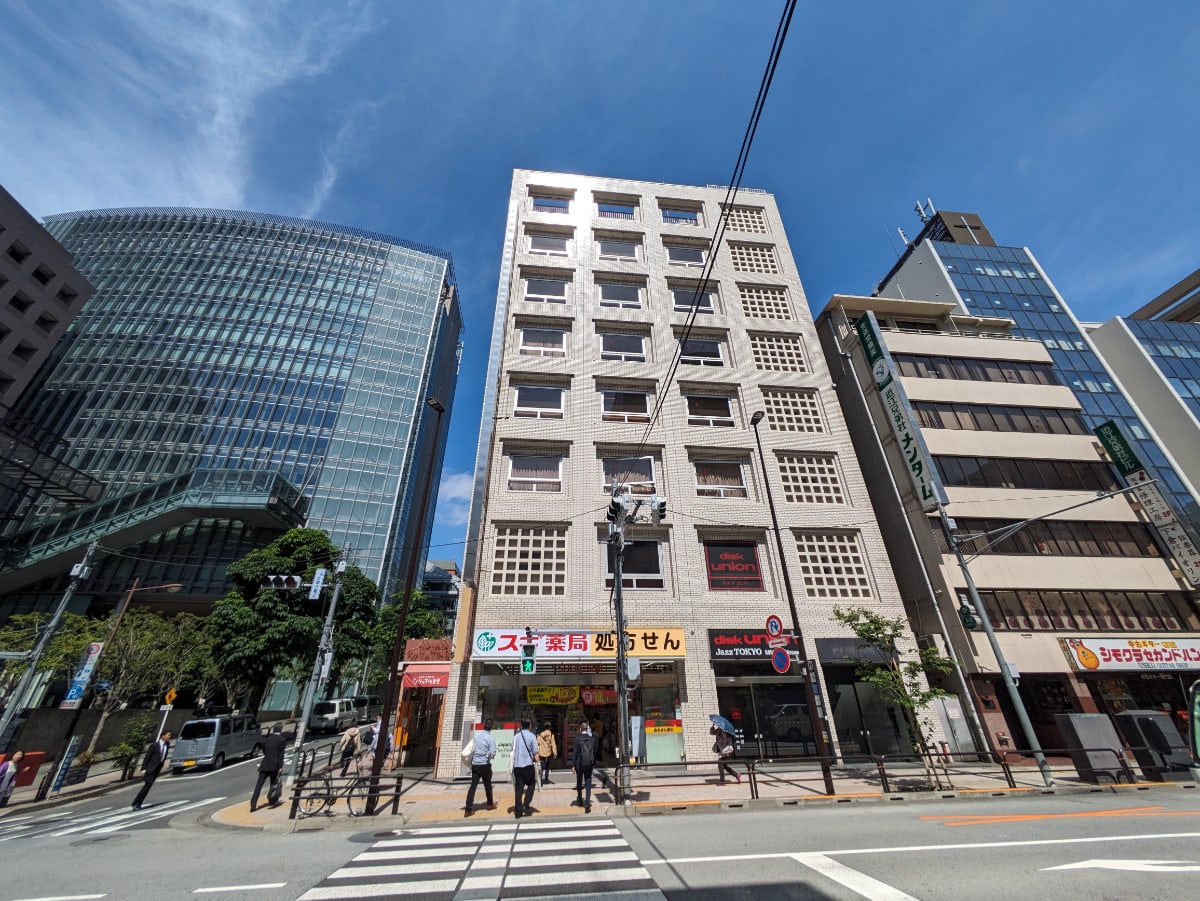 v20250427003014/fresh/building/J00100389785_1