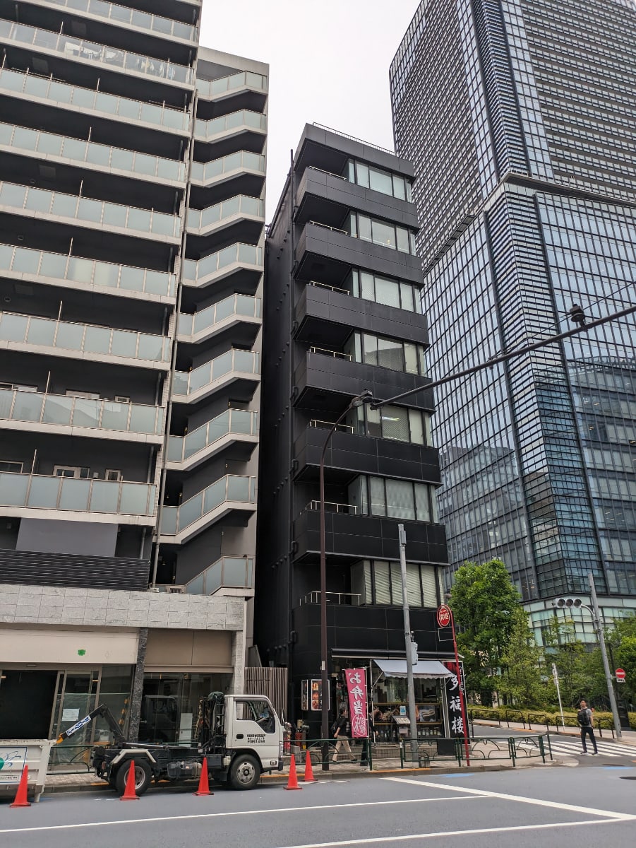 v20250427003014/fresh/building/J00100390297_6