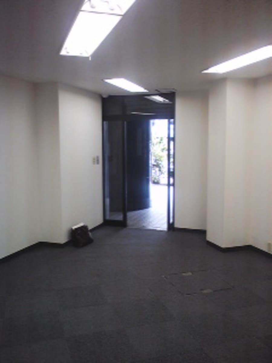 v20250427003014/fresh/building/J00100390594_10