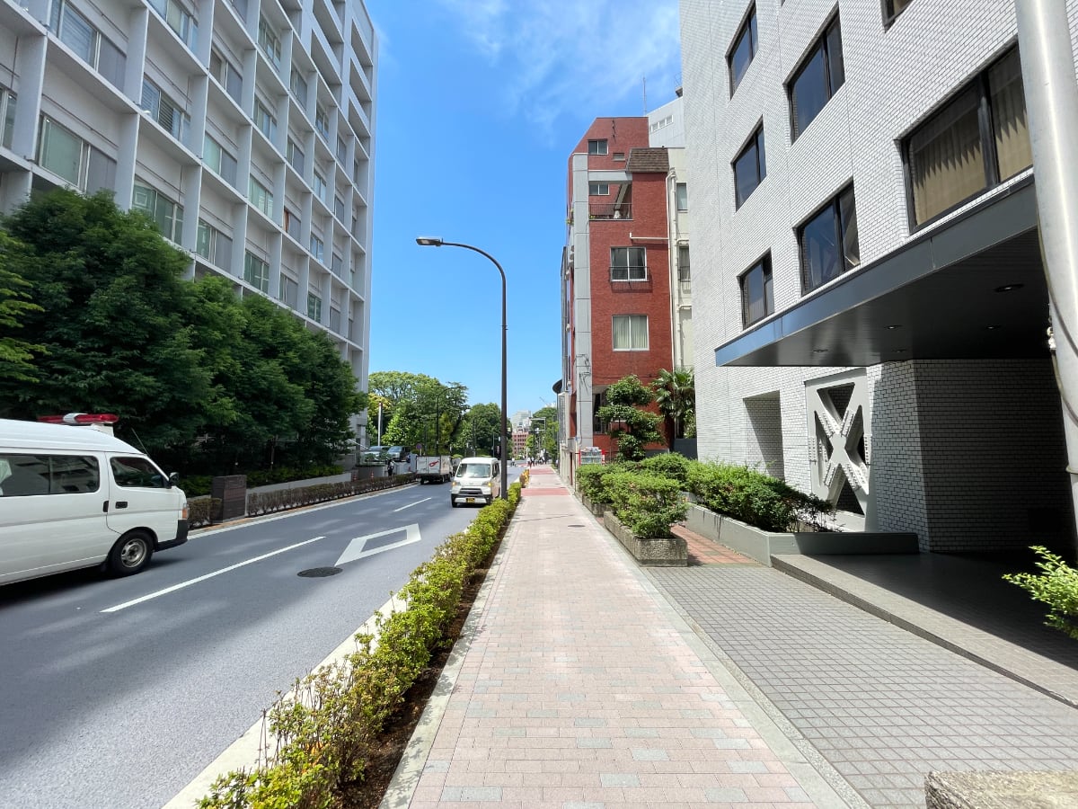 v20250427003014/fresh/building/J00100390992_2