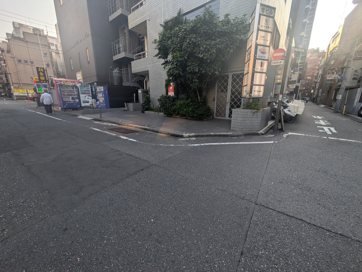 v20250427003014/fresh/building/J00100391635_7