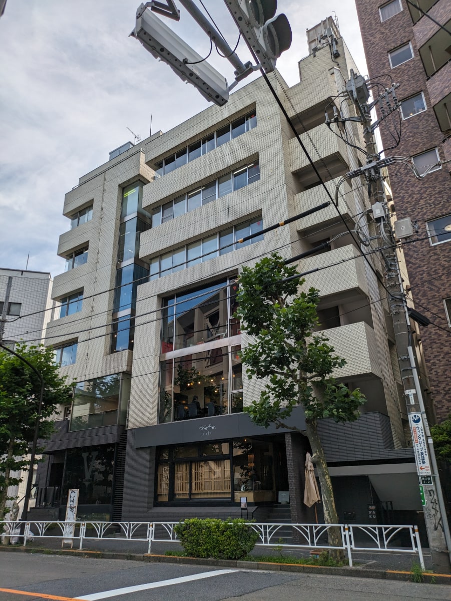 v20250427003014/fresh/building/J00100392085_1