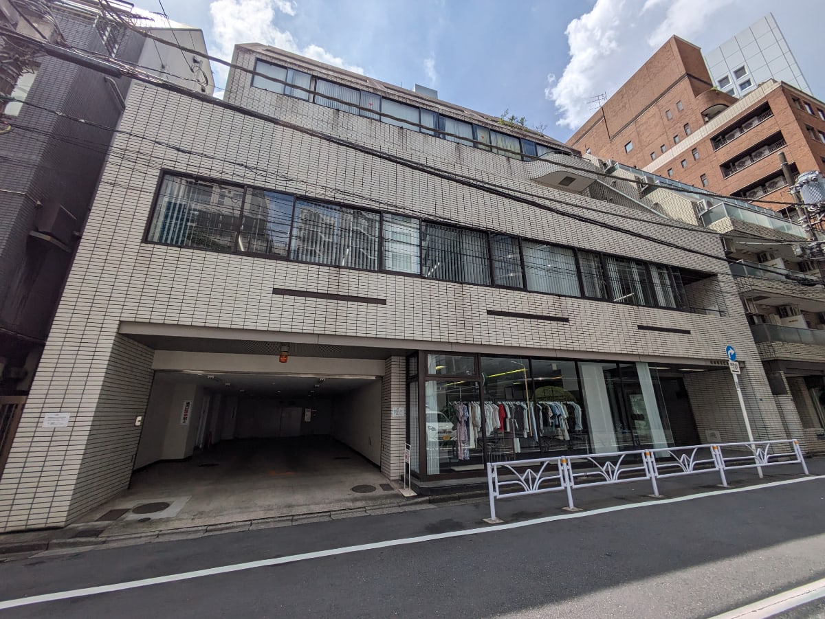 v20250427003014/fresh/building/J00100392106_1