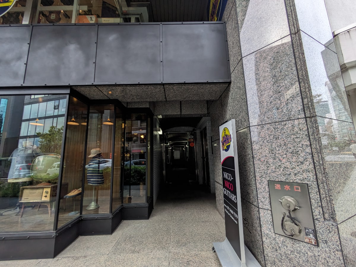 v20250427003014/fresh/building/J00100392146_3