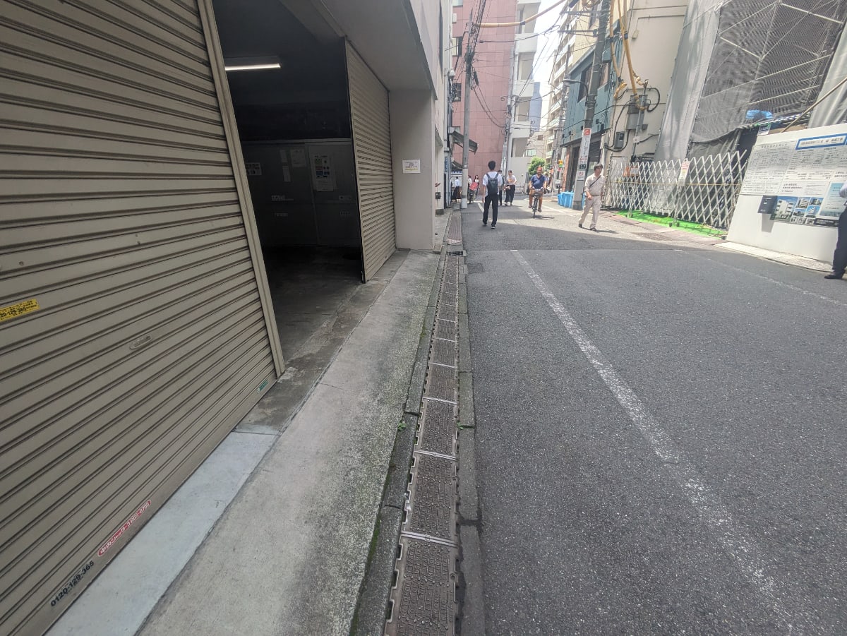 v20250427003014/fresh/building/J00100392403_10