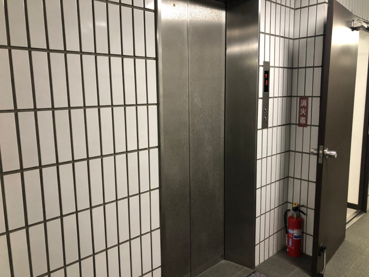 v20250427003014/fresh/building/J00100392452_4