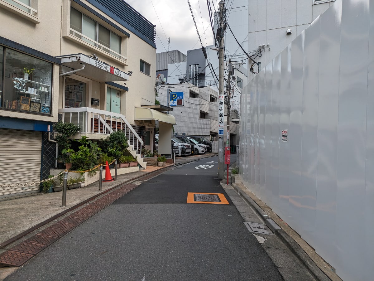 v20250427003015/fresh/building/J00100389288_10