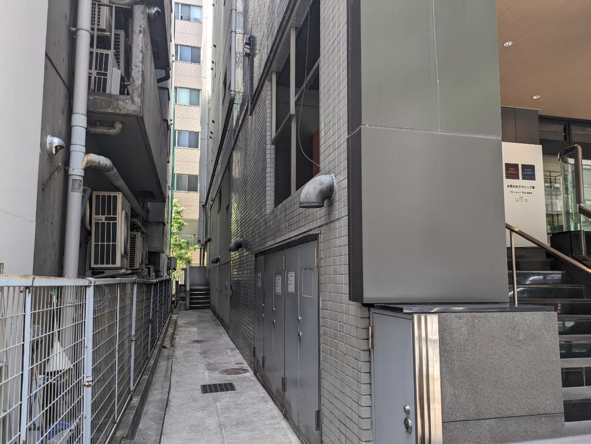 v20250427003015/fresh/building/J00100389342_15