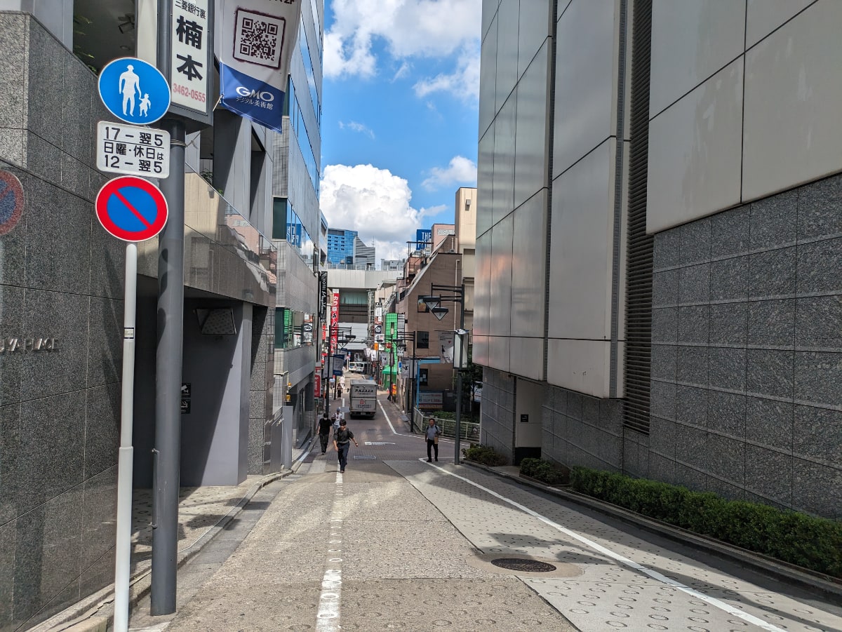 v20250427003015/fresh/building/J00100389377_15