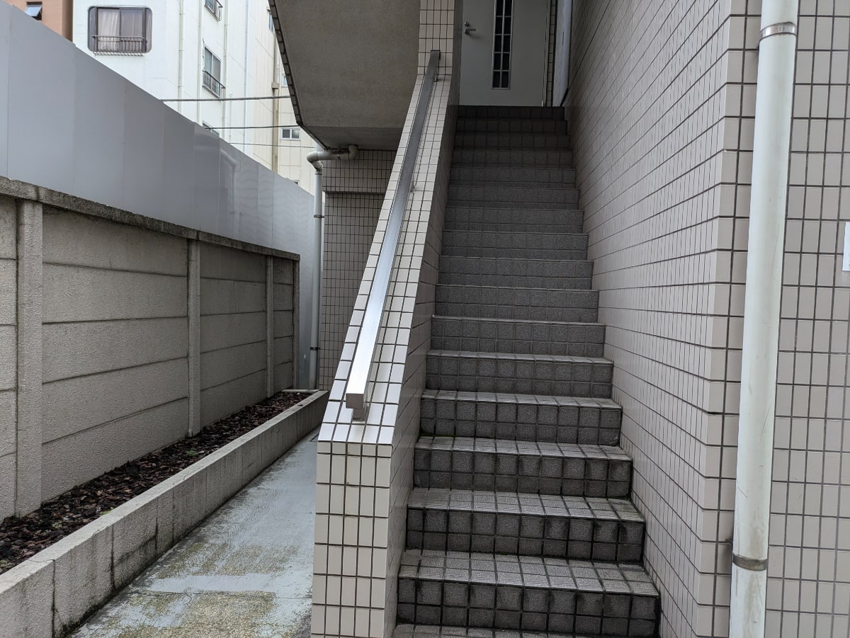 v20250427003015/fresh/building/J00100389399_13