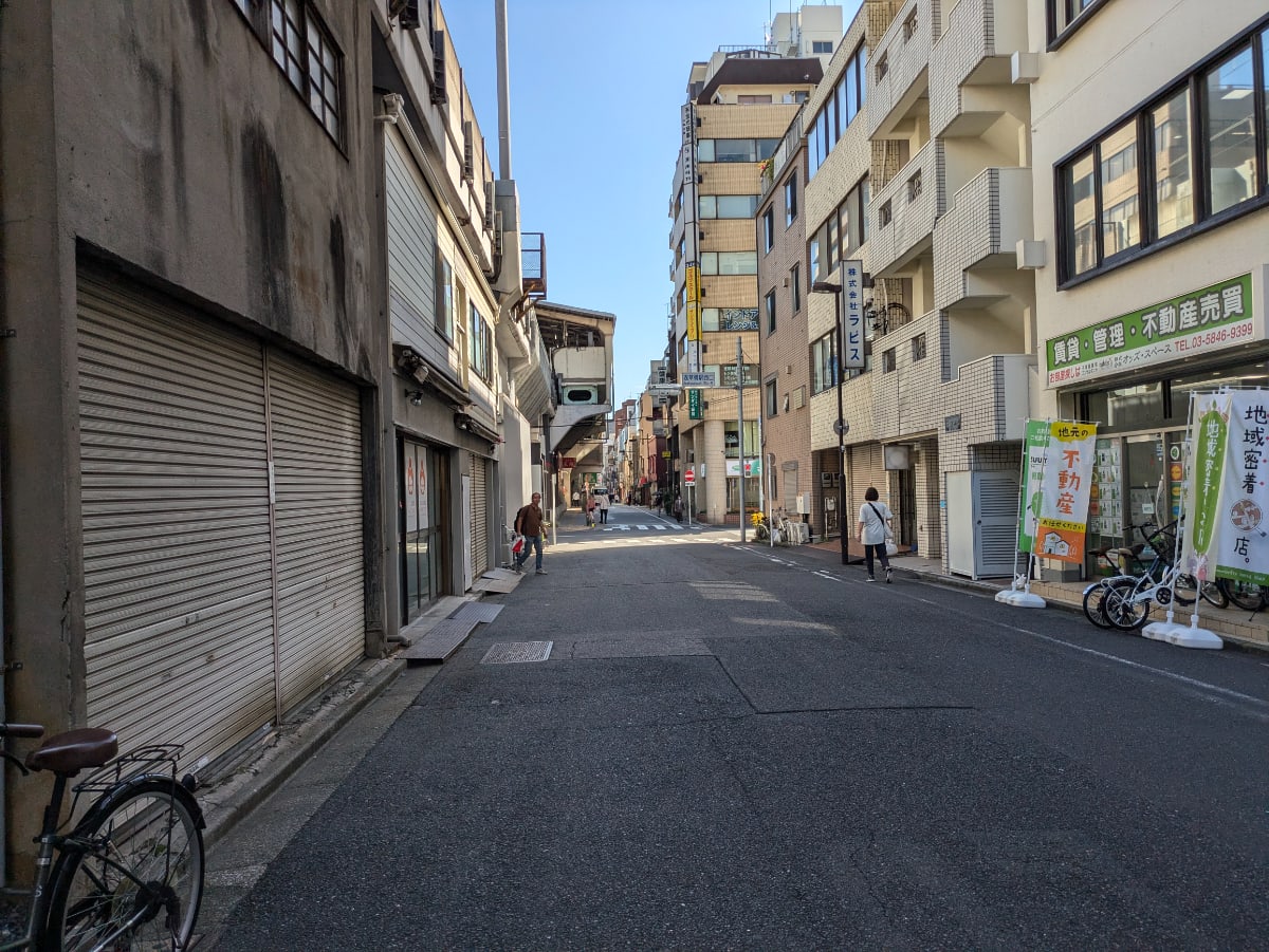 v20250427003015/fresh/building/J00100389403_11