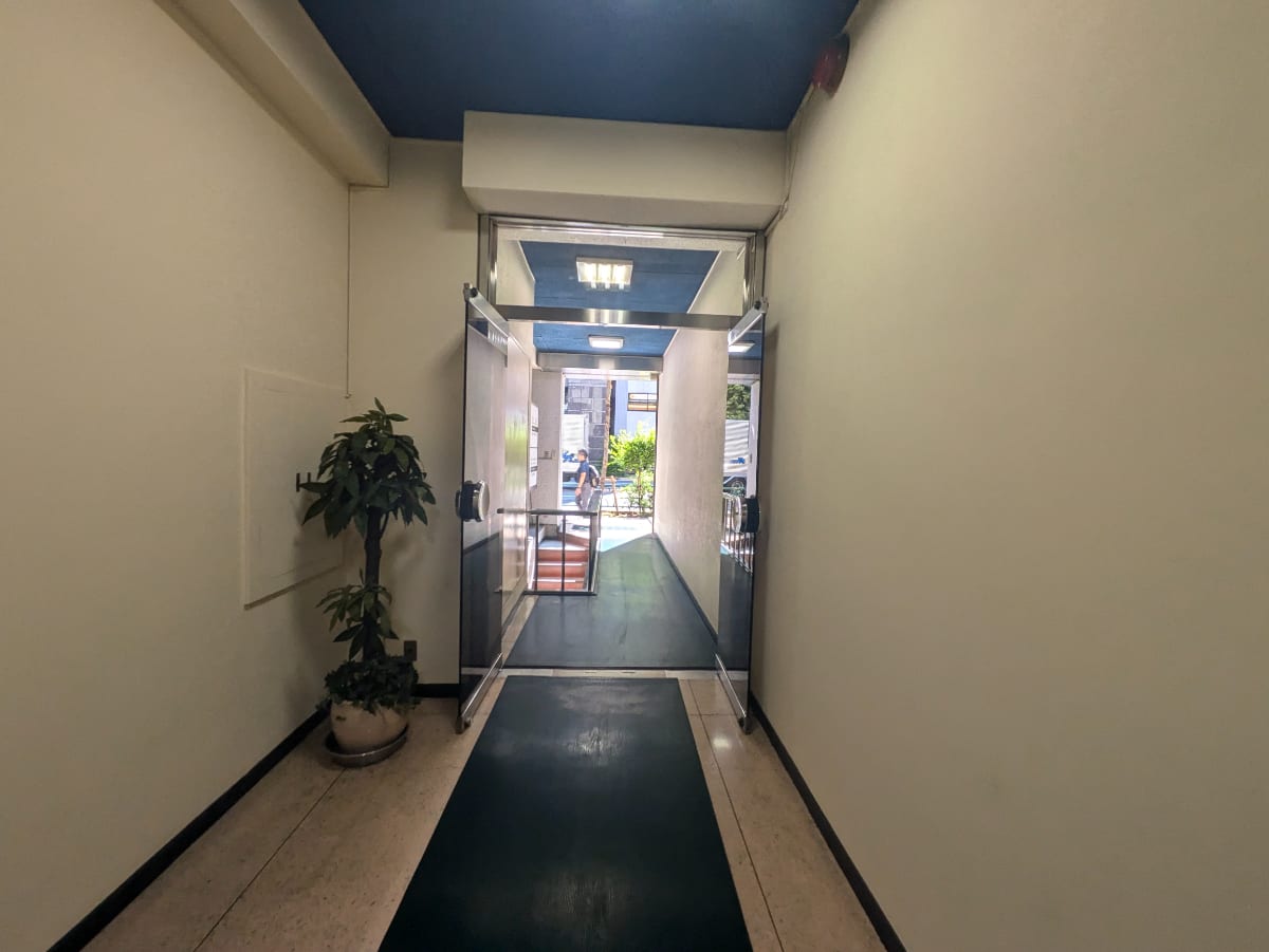 v20250427003015/fresh/building/J00100389406_10