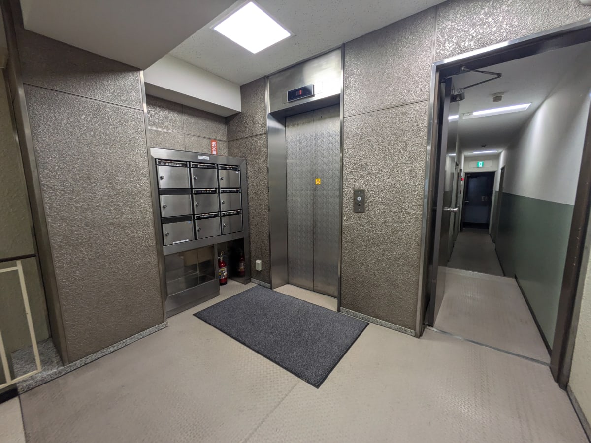 v20250427003015/fresh/building/J00100389451_4