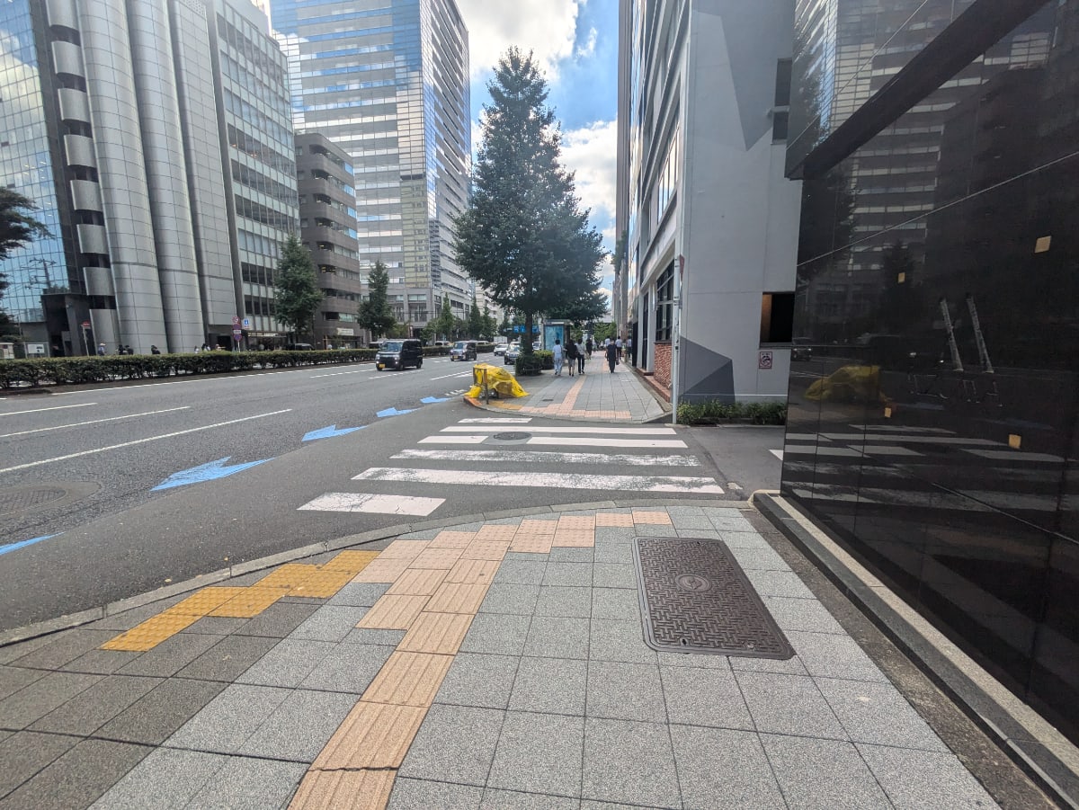 v20250427003015/fresh/building/J00100389582_16