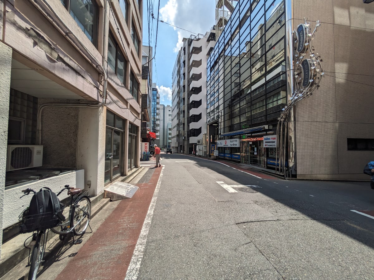 v20250427003015/fresh/building/J00100389704_12