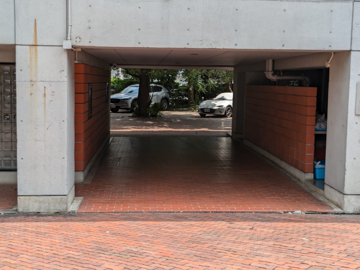 v20250427003015/fresh/building/J00100389857_12