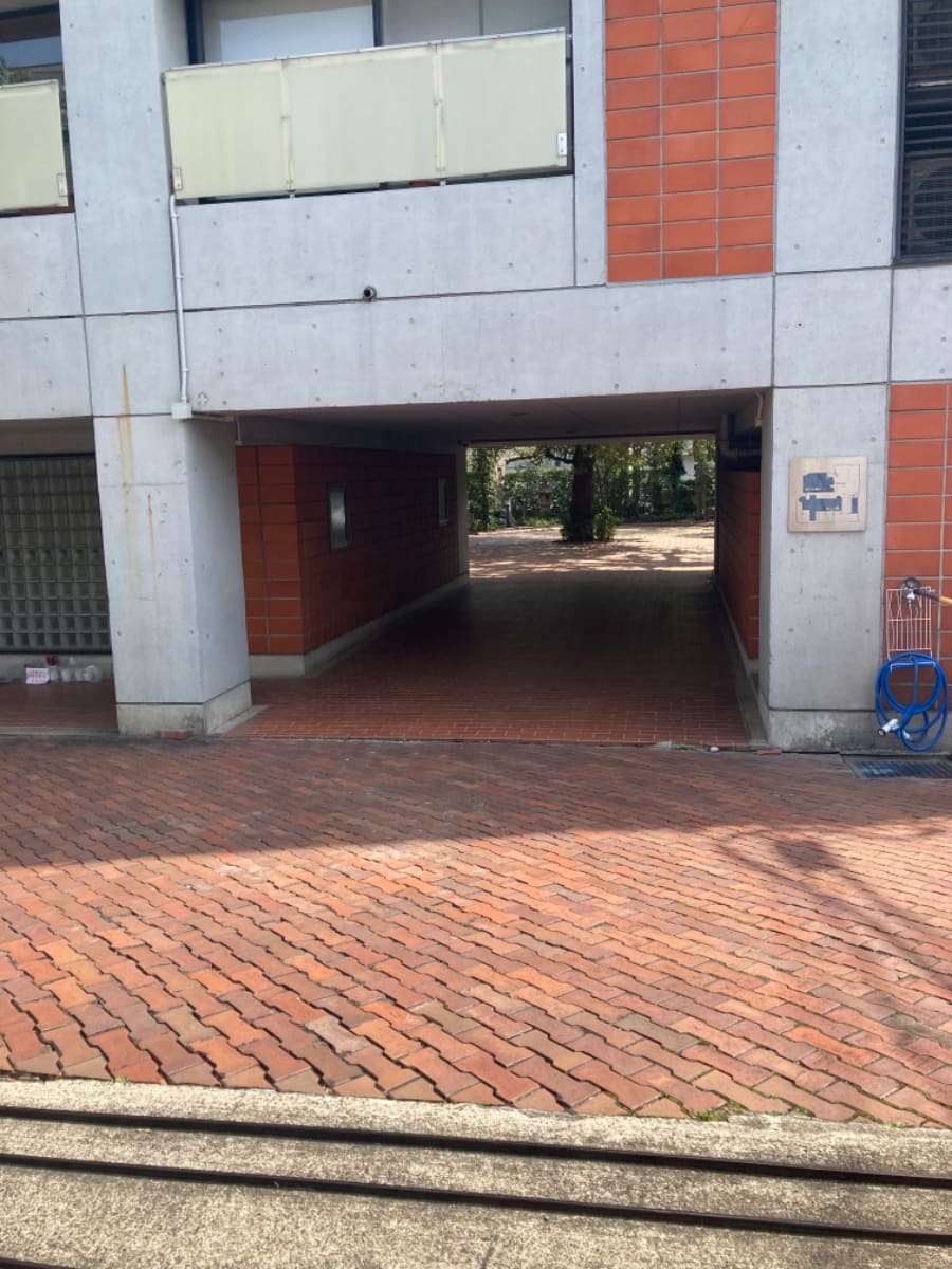 v20250427003015/fresh/building/J00100389857_7