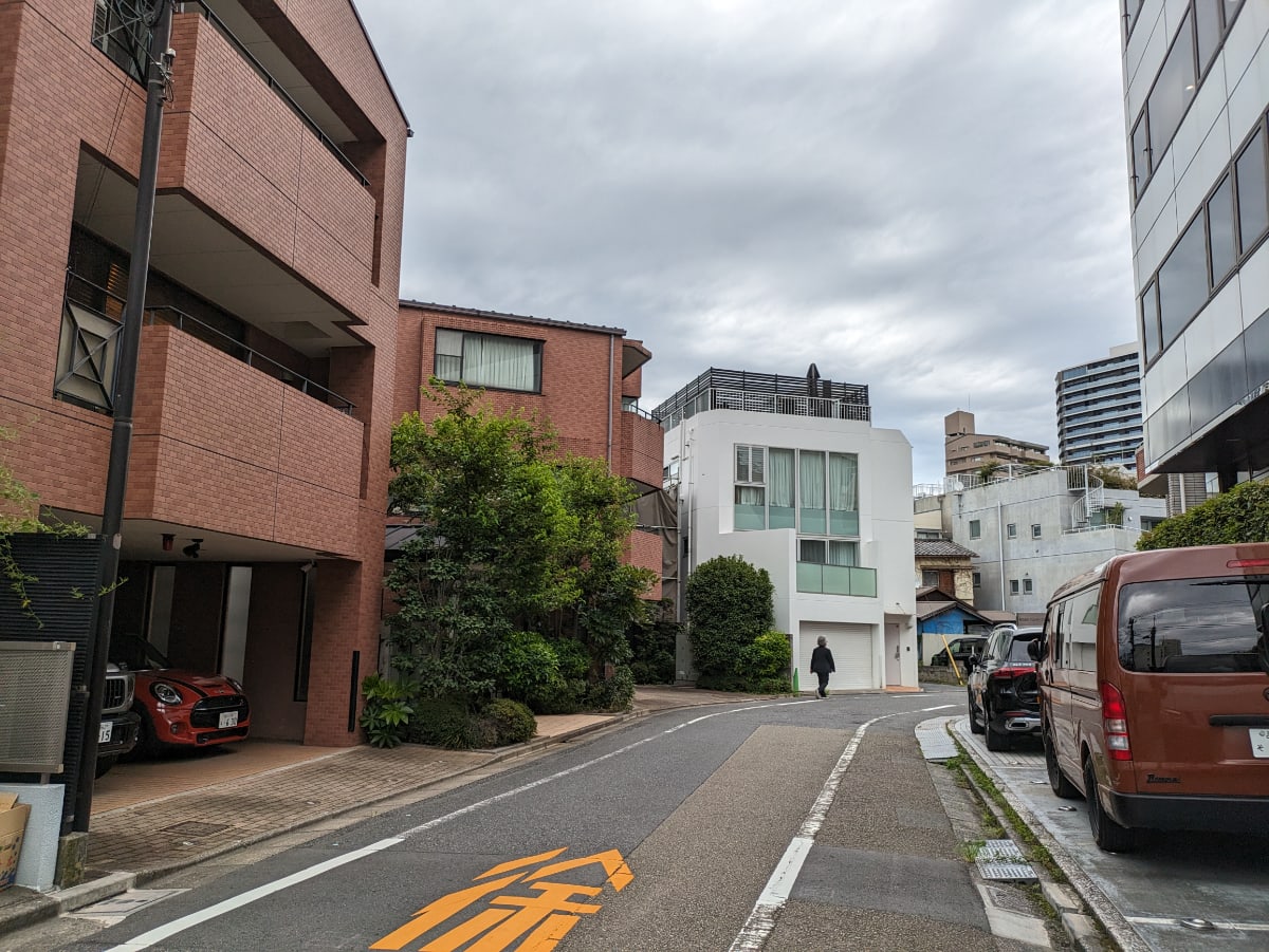 v20250427003015/fresh/building/J00100389862_2