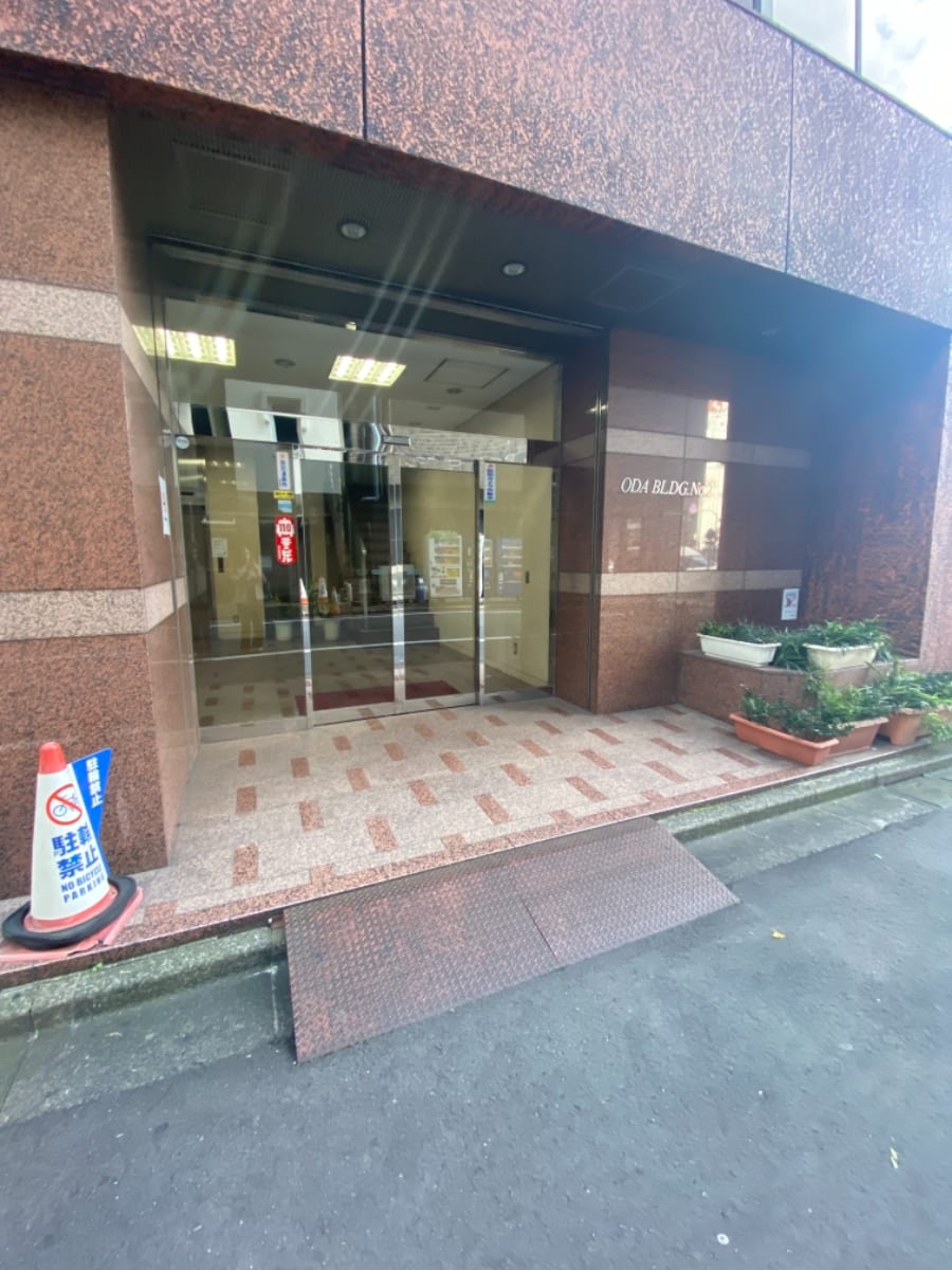 v20250427003015/fresh/building/J00100390064_3