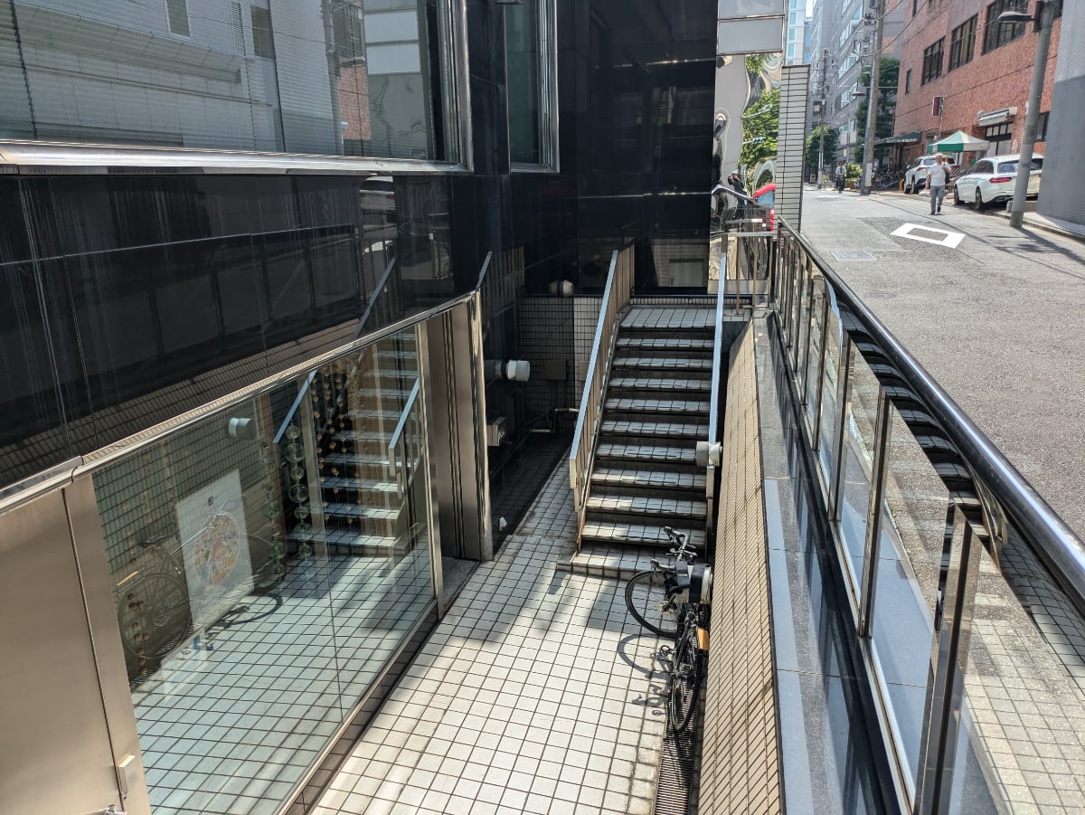 v20250427003015/fresh/building/J00100390210_19