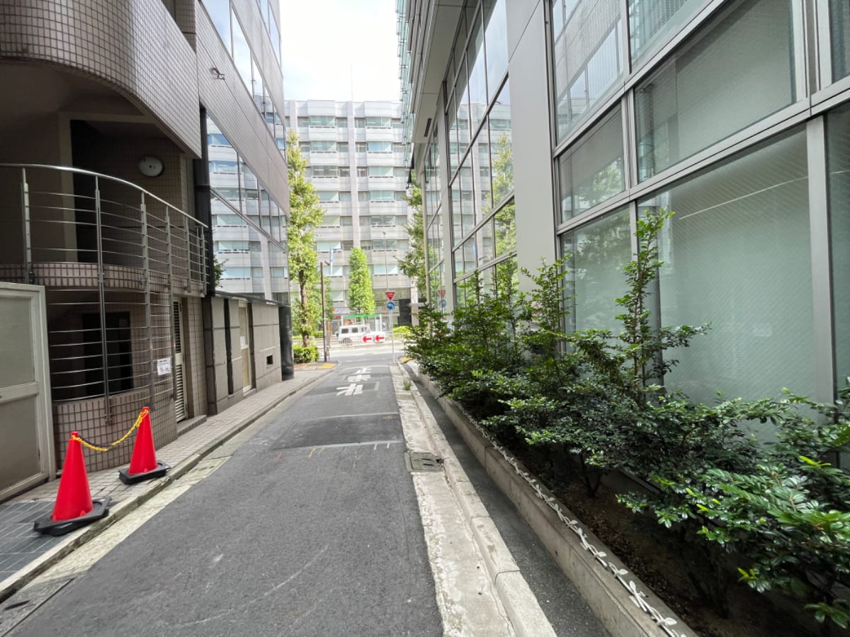 v20250427003015/fresh/building/J00100390256_17