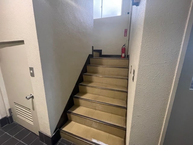 v20250427003015/fresh/building/J00100390291_4
