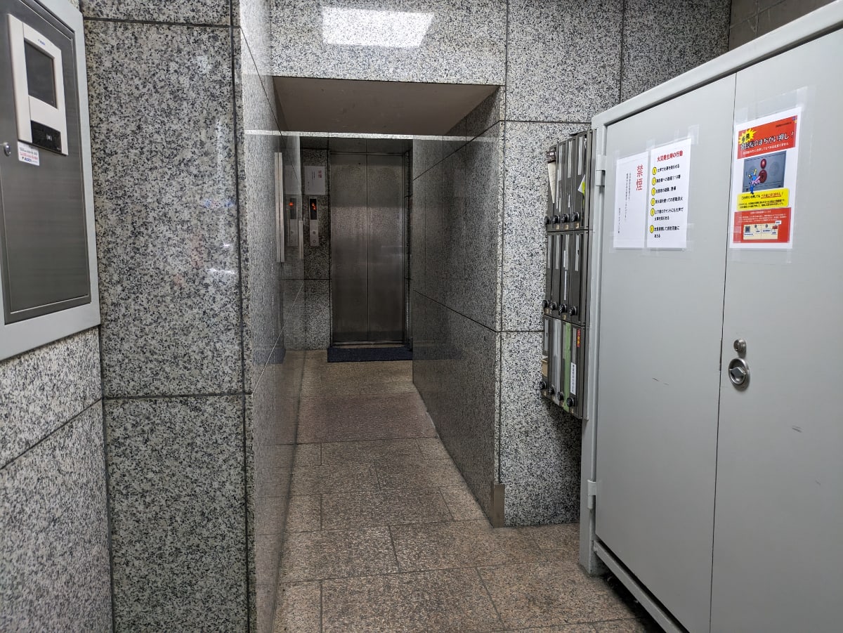 v20250427003015/fresh/building/J00100390427_17