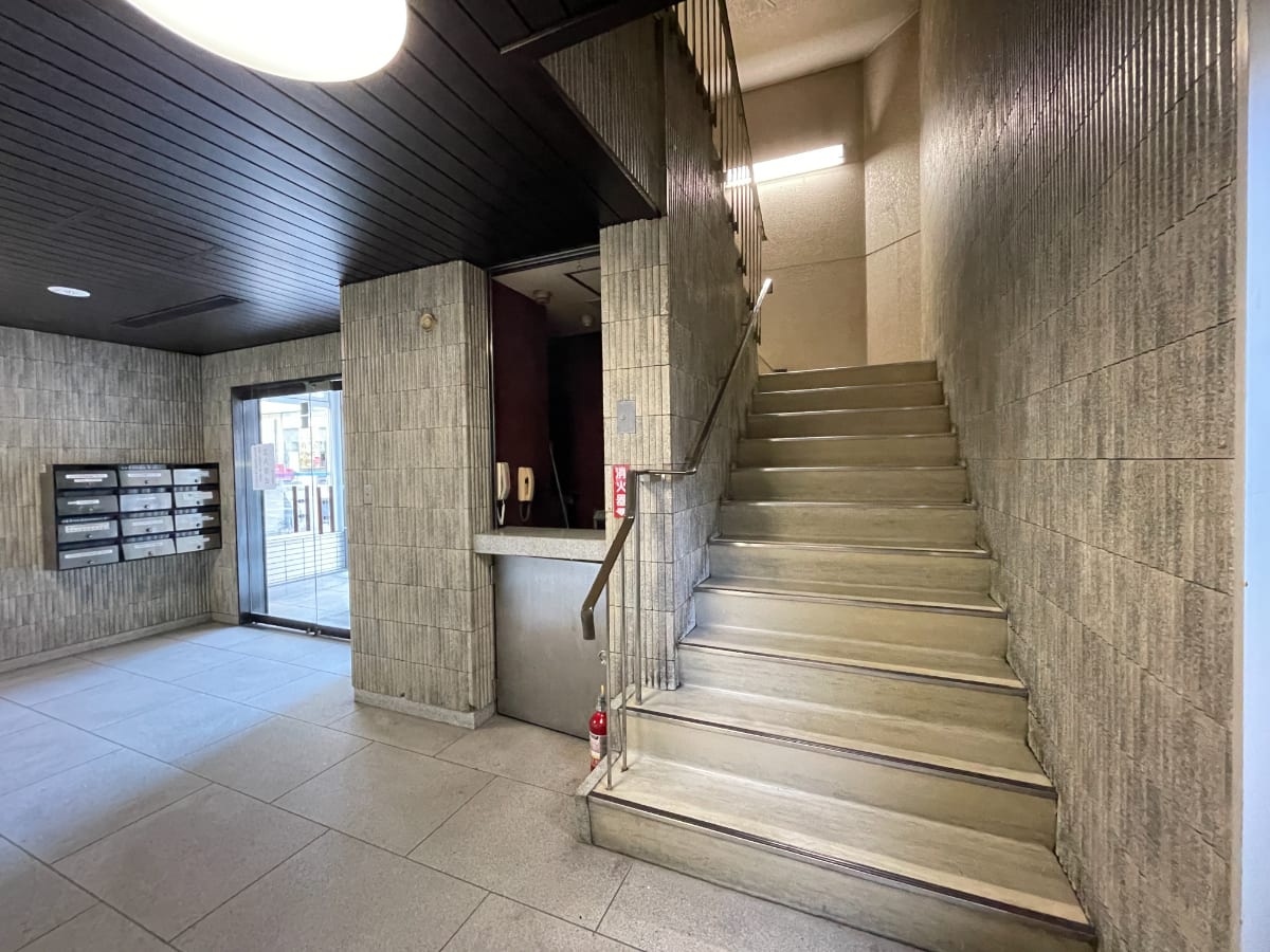 v20250427003015/fresh/building/J00100390498_10
