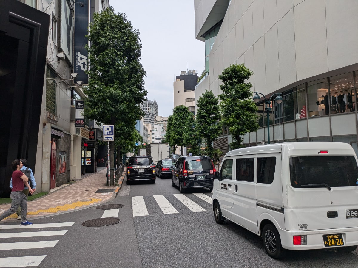 v20250427003015/fresh/building/J00100390787_19