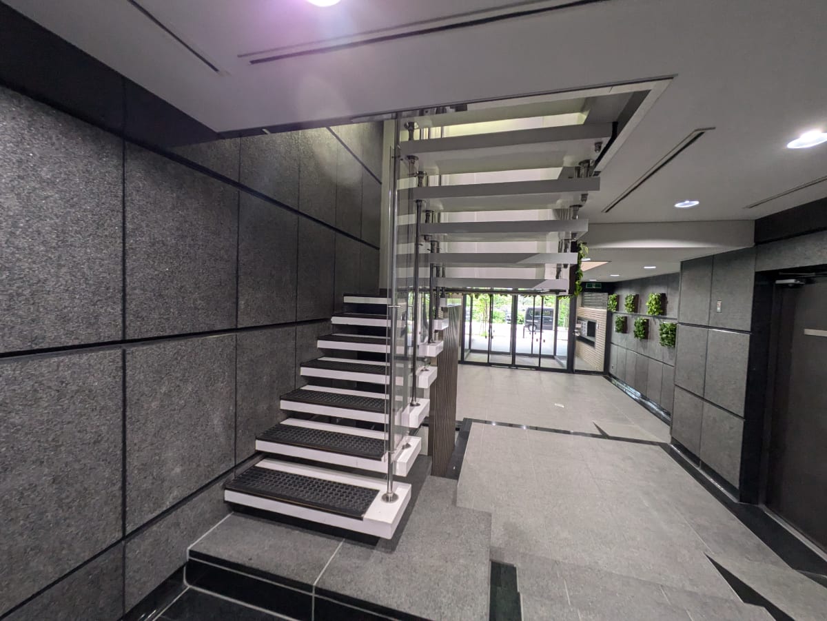 v20250427003015/fresh/building/J00100390819_9