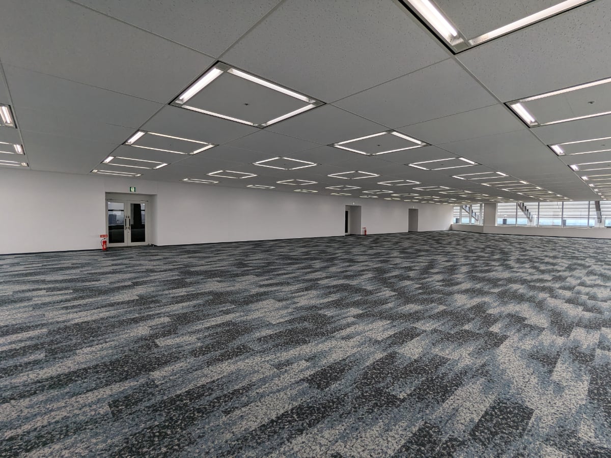 v20250427003015/fresh/building/J00100390836_32