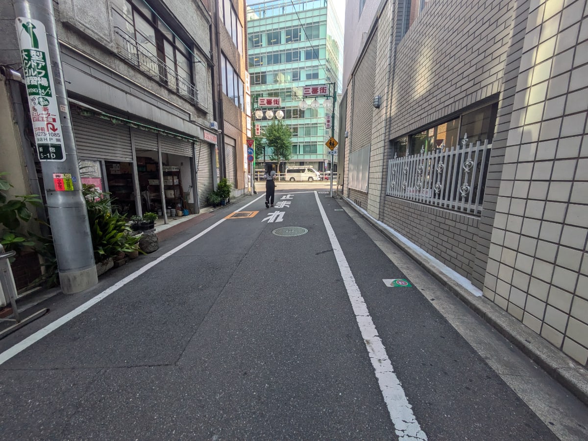 v20250427003015/fresh/building/J00100391541_15