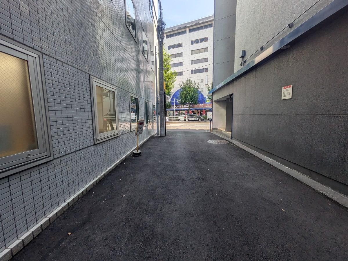 v20250427003015/fresh/building/J00100391544_9